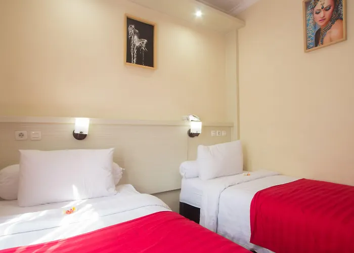 Hotel Maxi Kedonganan