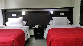 Maxi Kedonganan Jimbaran (Bali)