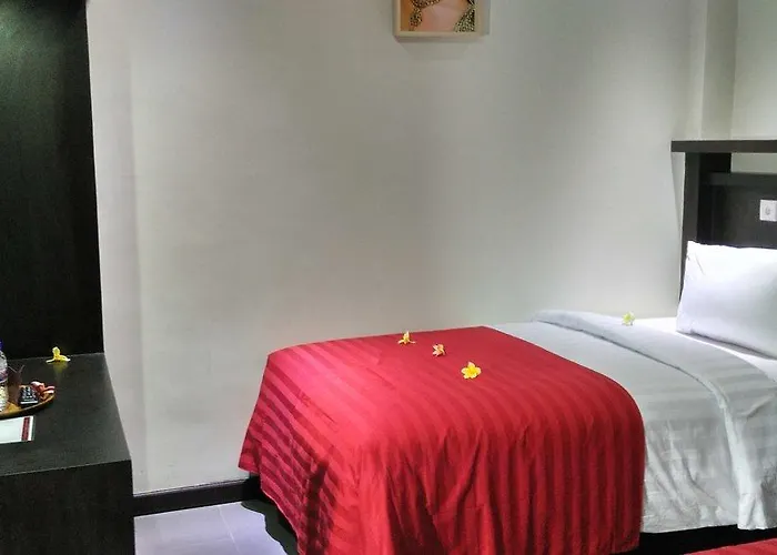 Hotel Maxi Kedonganan 2*
