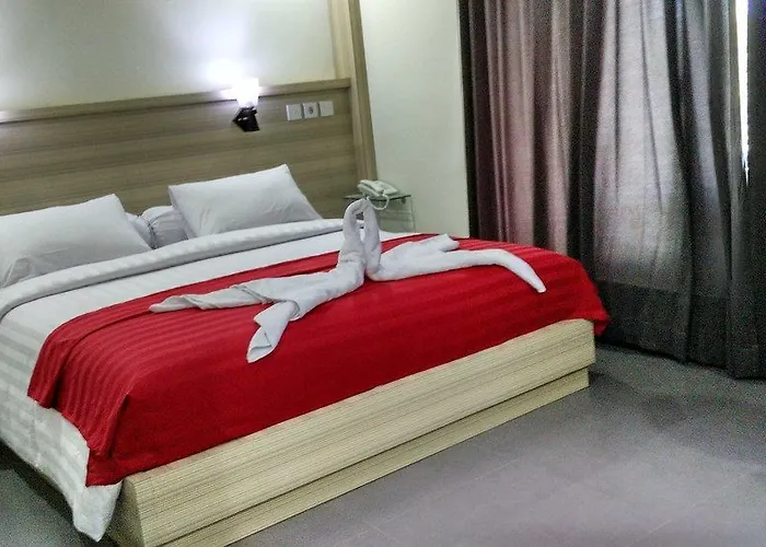 Hotel Maxi Kedonganan 2*